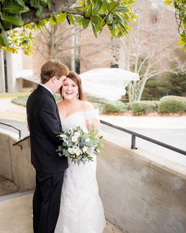 I’m a little sad about Christmas being over but super excited to send out this gallery this weekend 💖. @sarahlkent14 you are gorgeous!