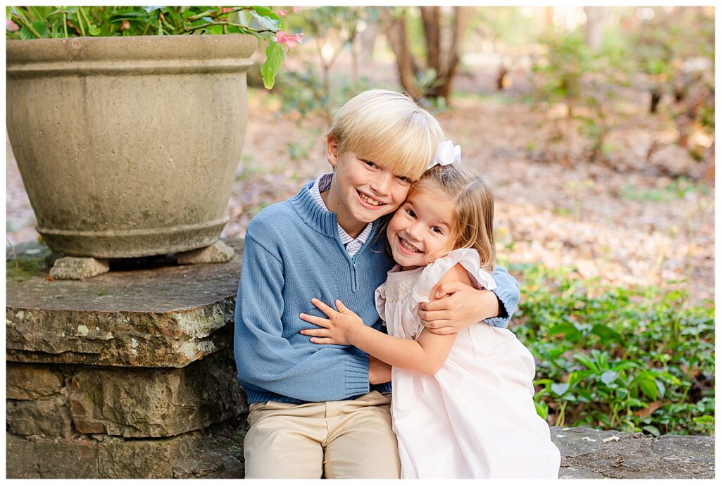 Sweet siblings in Birmingham Alabama family photos